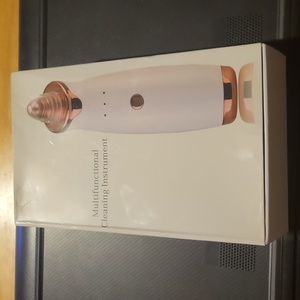 Facial Cleaning Instrument